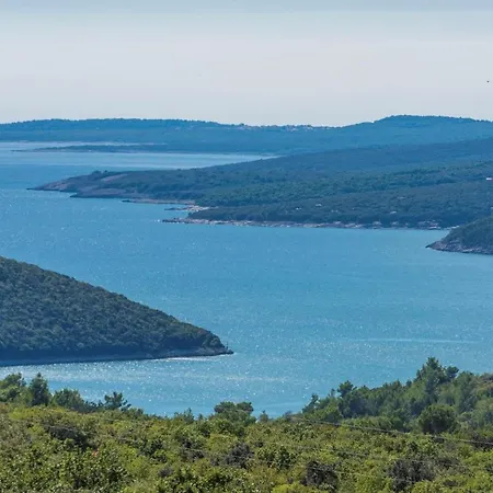 Marina Vlakovo Koromacno